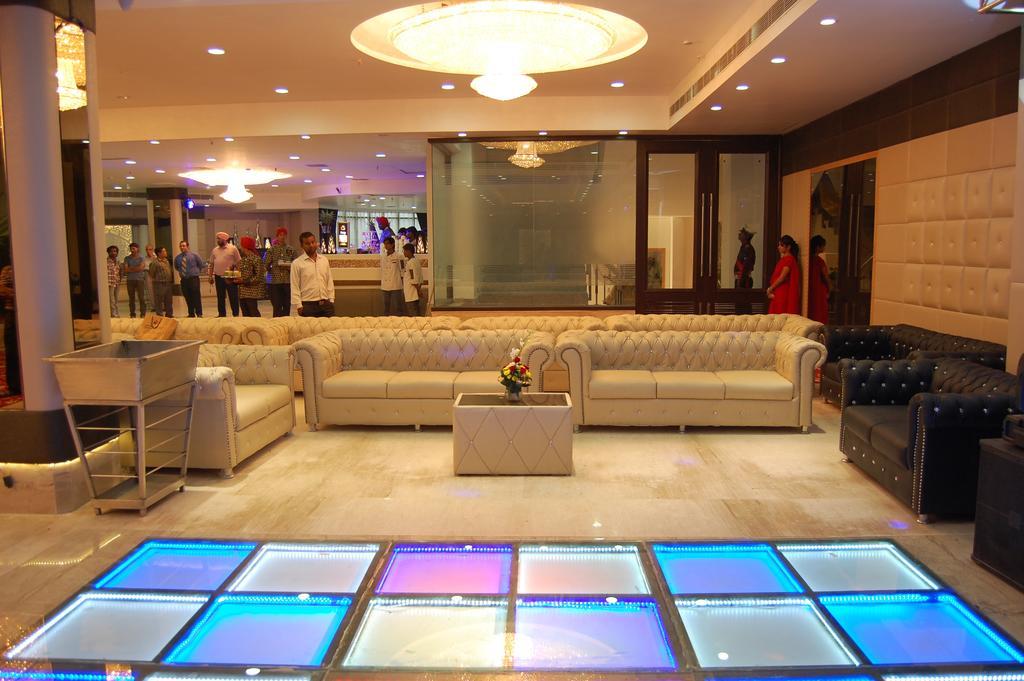 Murthal Jassons Sheesh Mahal酒店 外观 照片